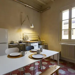 Del Poeta - Smart Holiday Appartamento Mantova